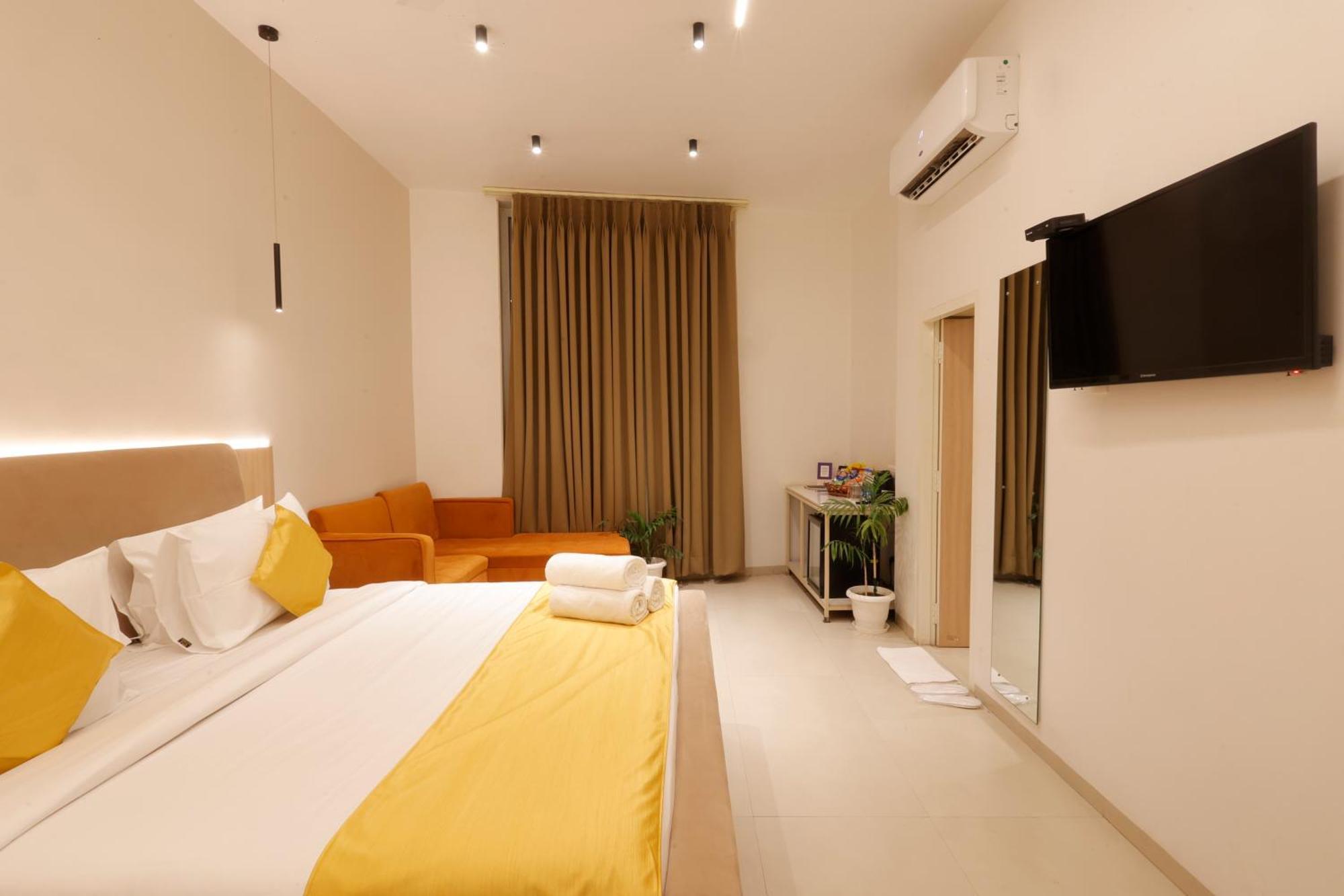 Hotel Varuna Varanasi Ngoại thất bức ảnh