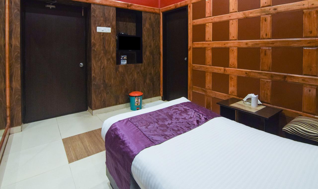 Hotel Varuna Varanasi Ngoại thất bức ảnh
