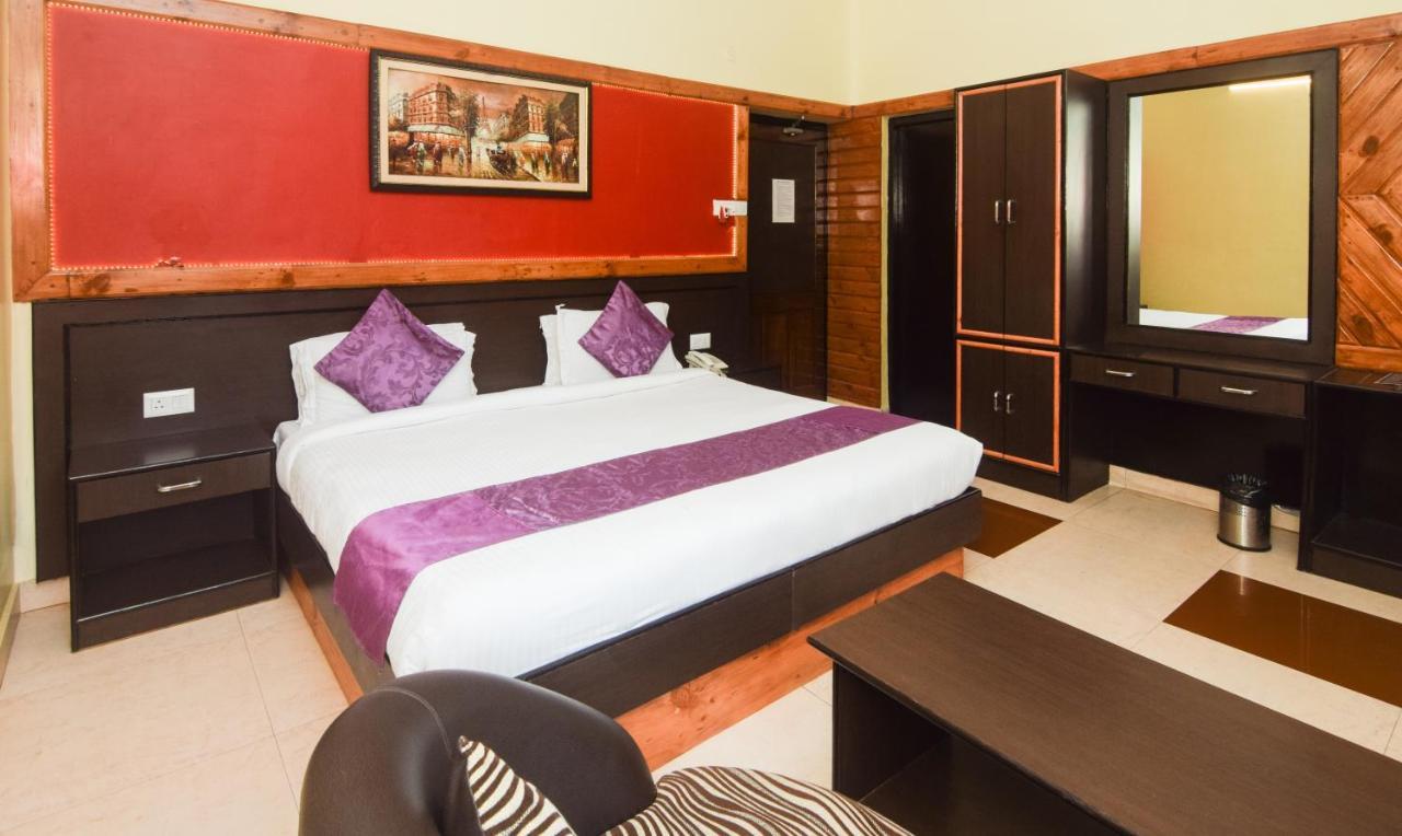 Hotel Varuna Varanasi Ngoại thất bức ảnh