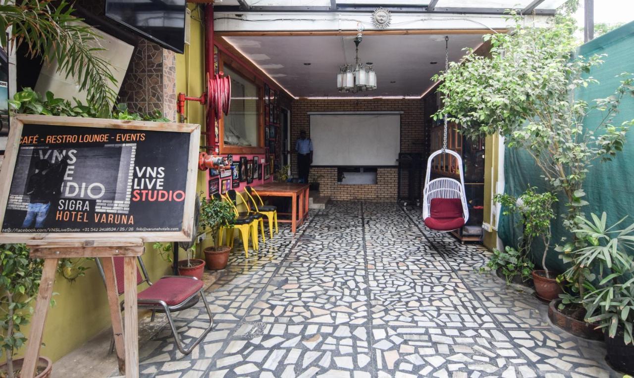 Hotel Varuna Varanasi Ngoại thất bức ảnh