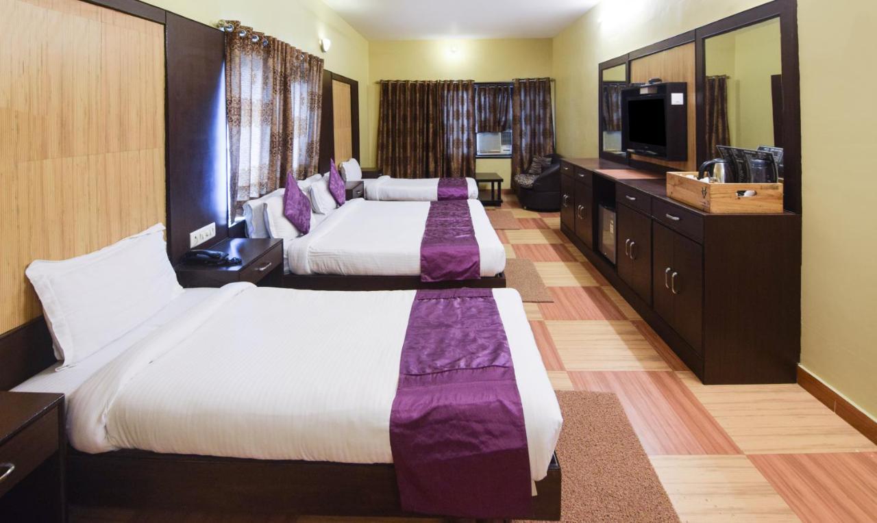 Hotel Varuna Varanasi Ngoại thất bức ảnh